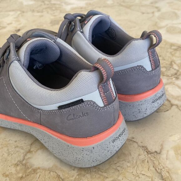 Clarks Wave 2.0 Lace Waterproof Sneakers Grey/Peach - Picture 14 of 16